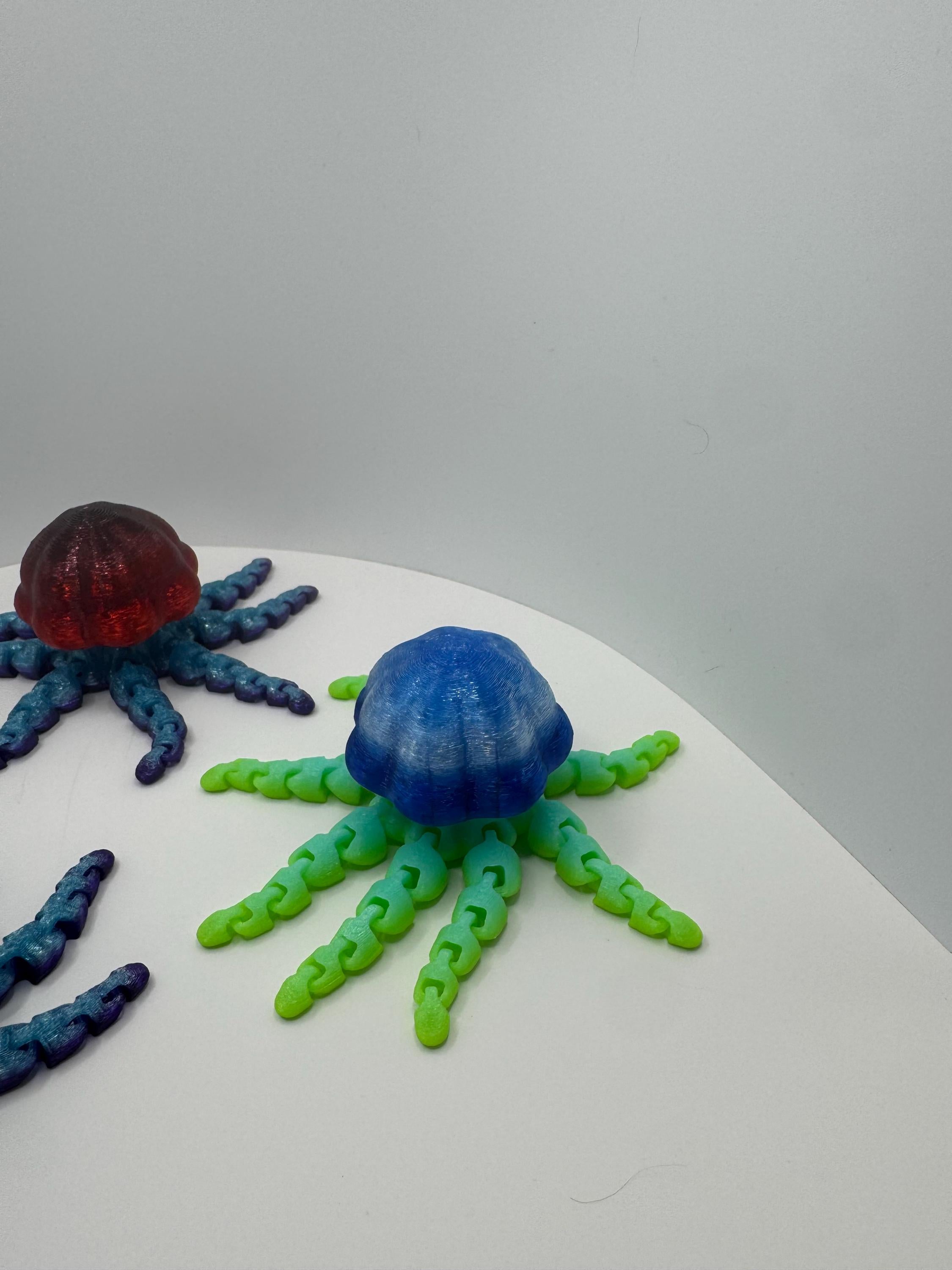 Articulated Jellyfish Fidget Clicker