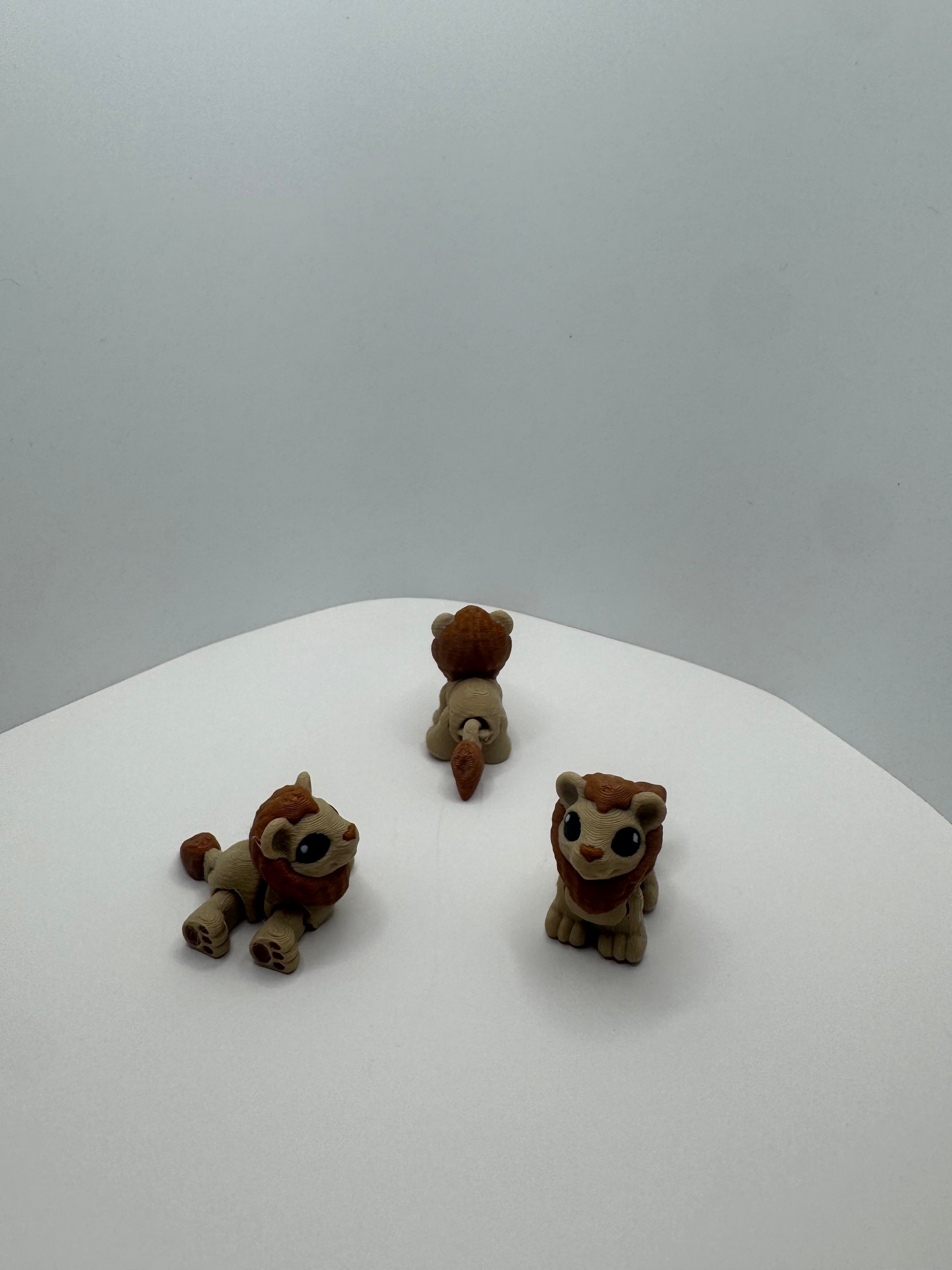 Lion - 3D Printed Hatchipal Collectible Mini Animal