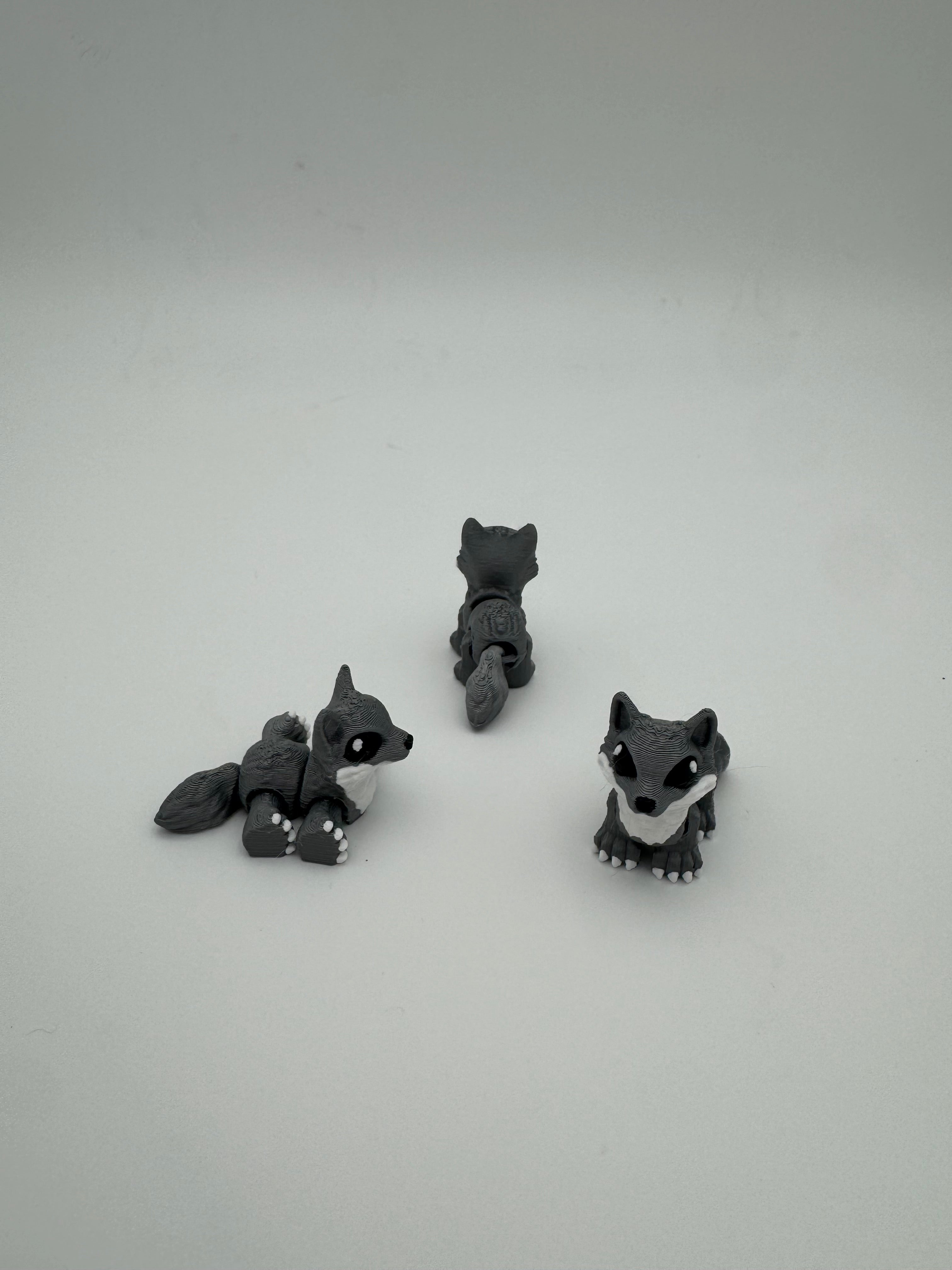 Wolf - 3D Printed Hatchipal Collectible Mini Animal