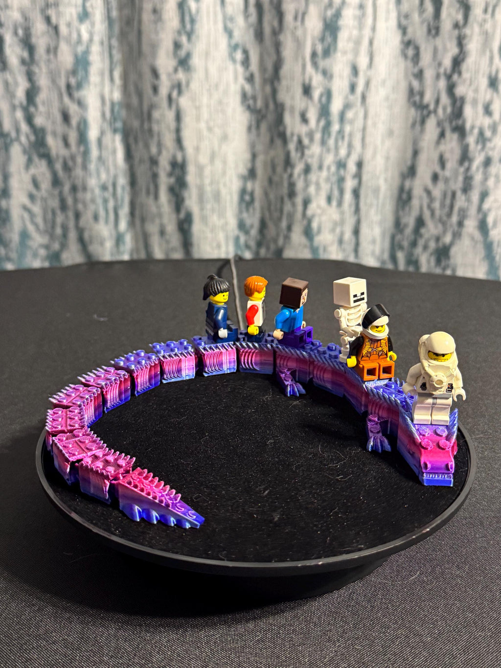 Rideable 3D Printed Dragon compatible with Lego Minifigures